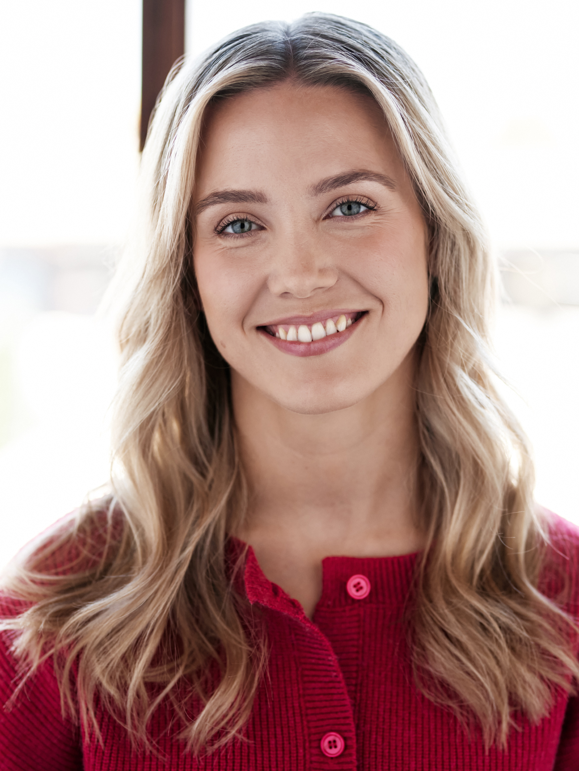 Nicola Knight
