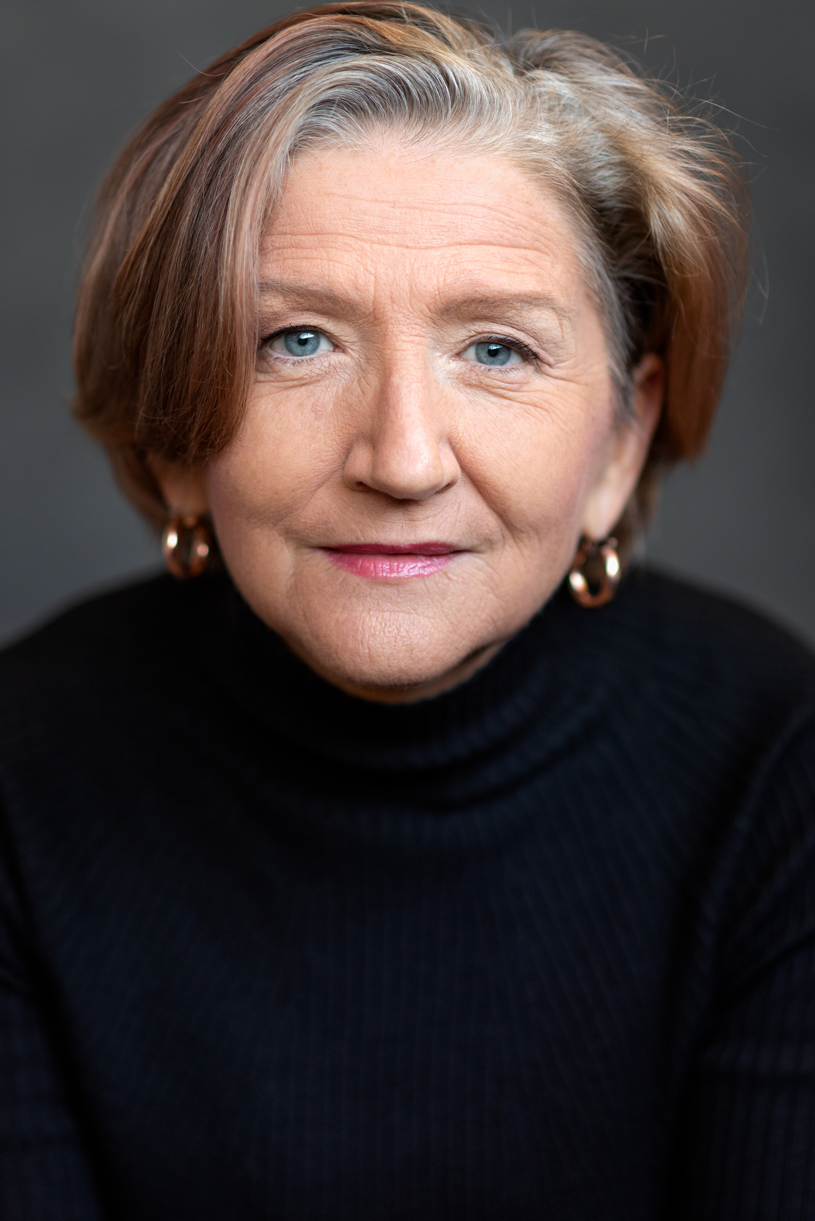 Fiona Stewart