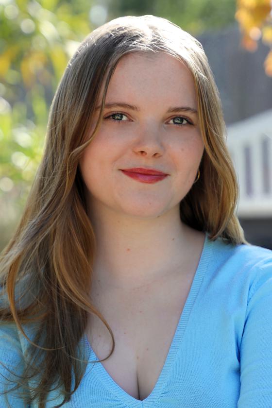 Paige Joy Ryans portrait headshot